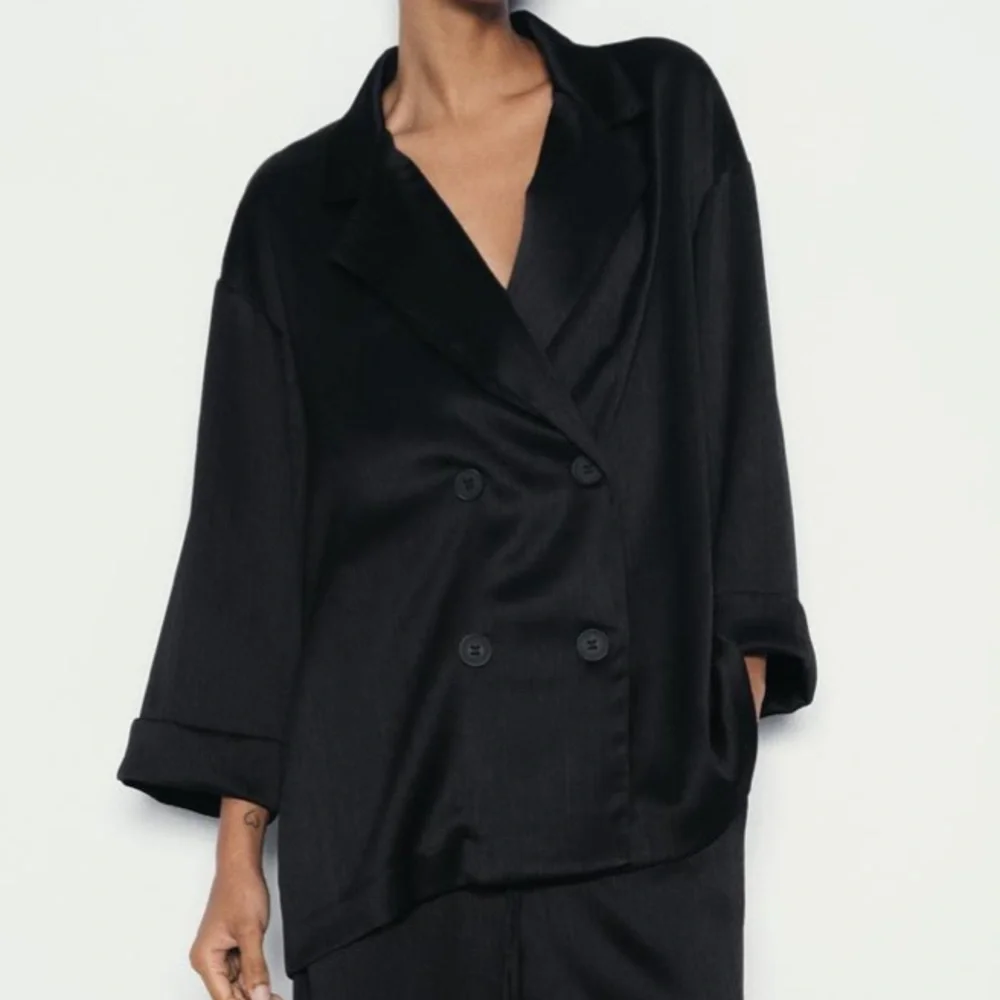 BNWT ZARA BLACK BLAZER - Picture 1 of 3